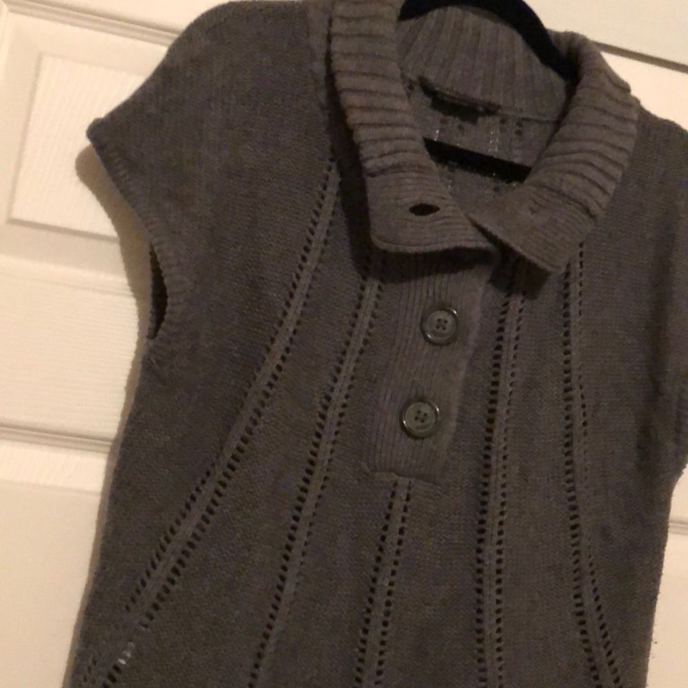 BCBG Short Sleeve Knitted Top